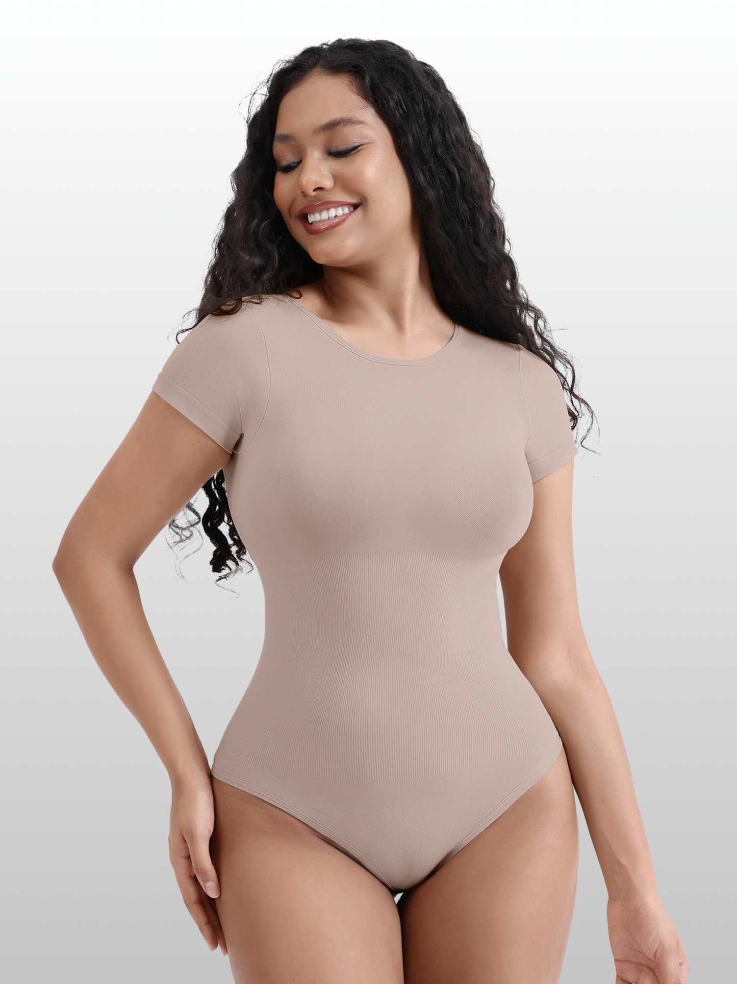 Shaping Bodysuit, Kurzarm, Rundhals, Nahtlos, Stringschnitt, Tummy Control, T-Shirt Look, Figurformend