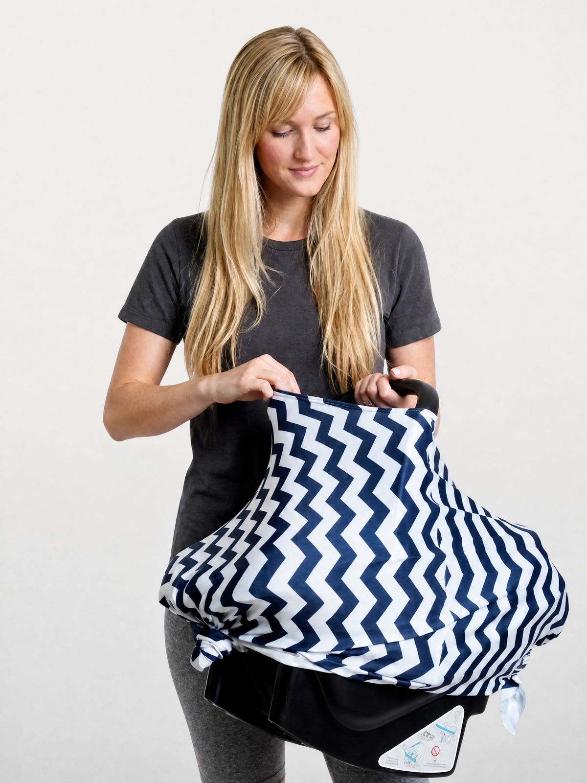 Nursing Cover 6-in-1 in Stretchy Fabric with Full Coverage
