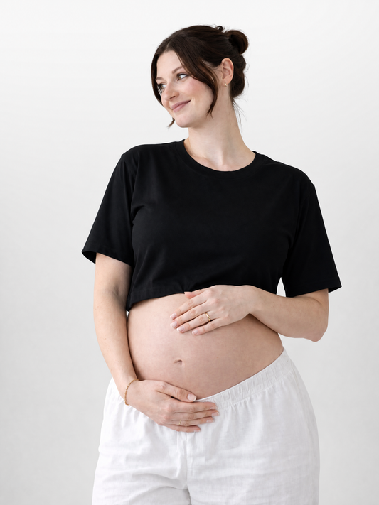 Crop Top Maternity with Short Sleeves and Crew Neck